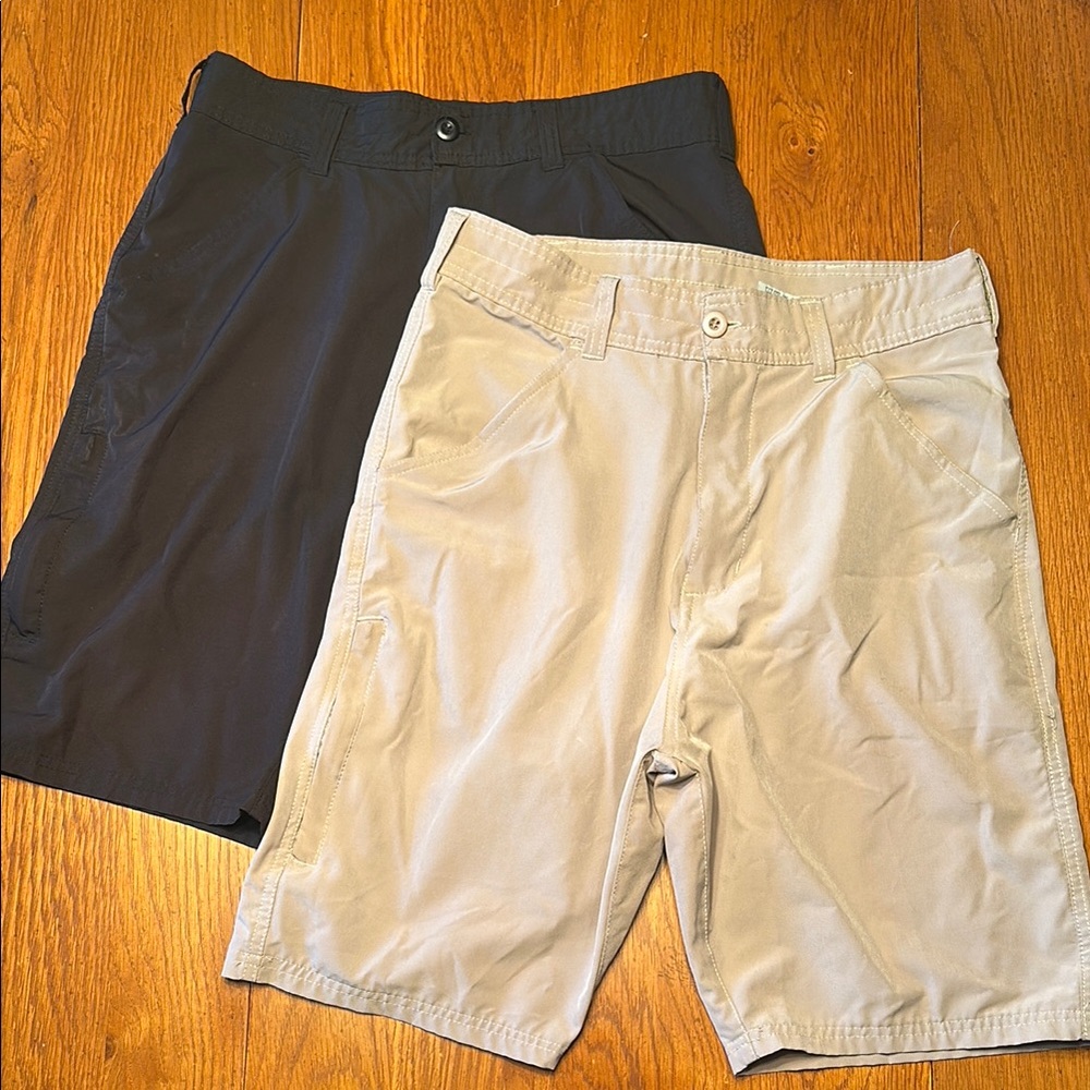 Men's Black and Beige Golf Shorts